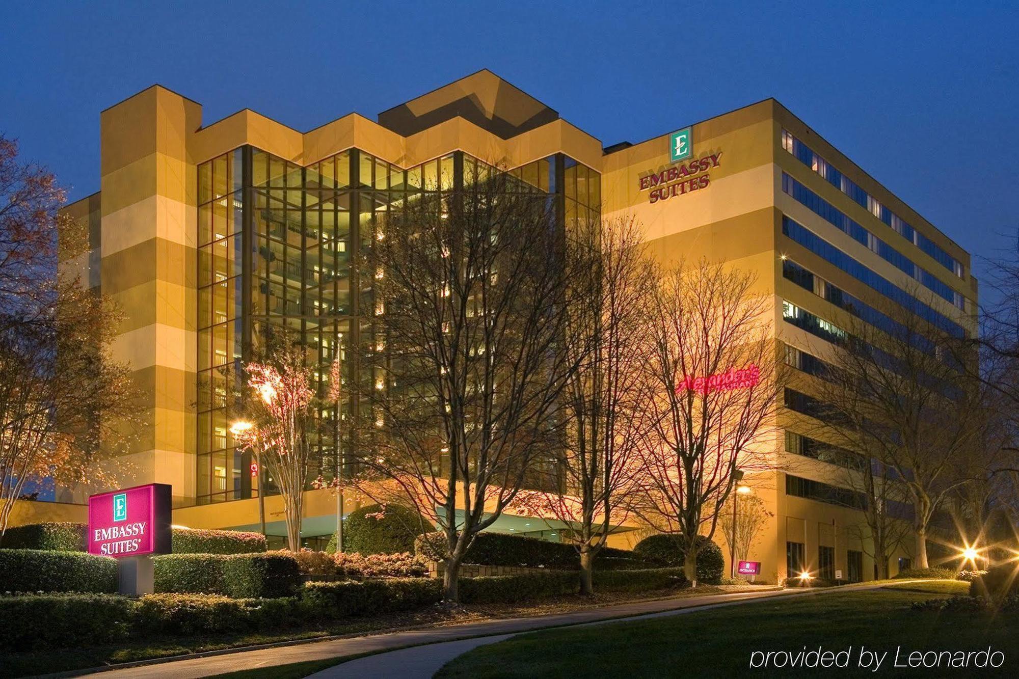 Embassy Suites By Hilton Atlanta Perimeter Center Sandy Springs Exterior foto